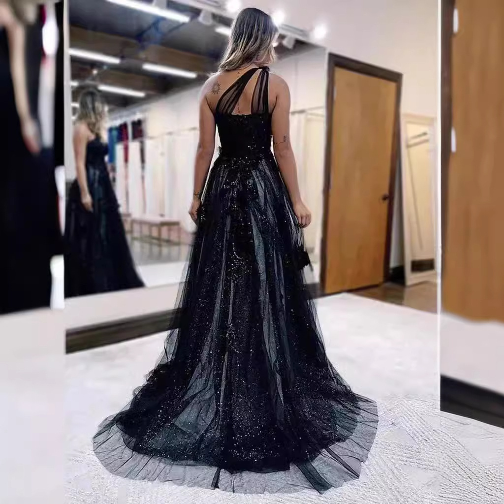 Black Oblique Shoulder Sleeveless Long Prom Dress