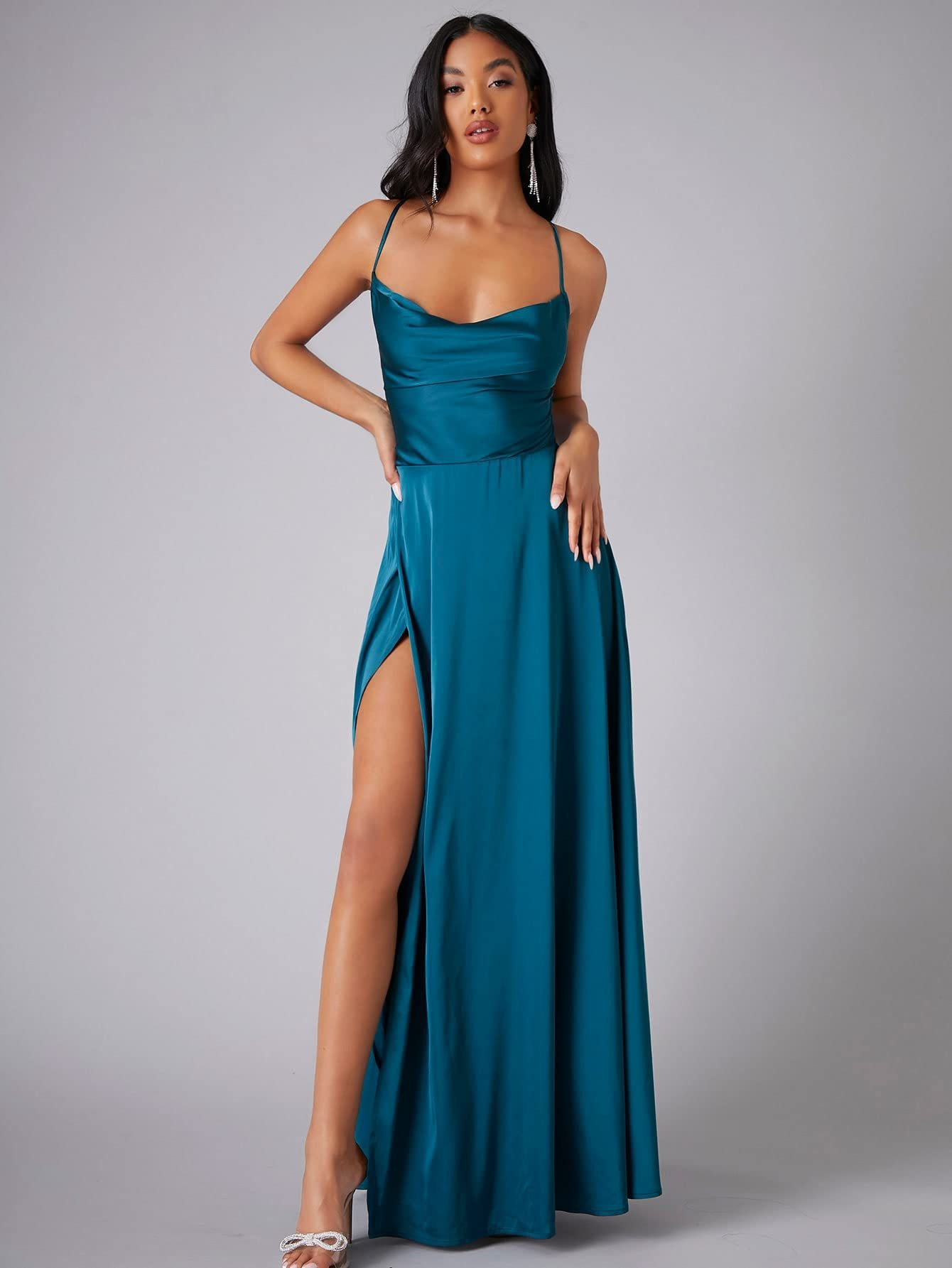 Crew Neck Sleeveless Satin Prom Dress