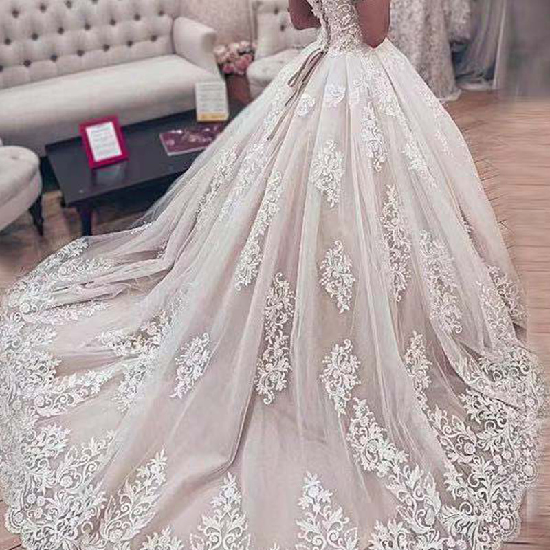 Off-Shoulder Sleeveless Lace Wedding Dress