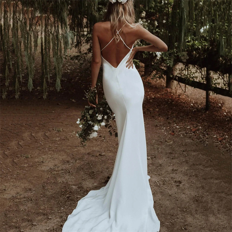 V-Neck Sleeveless Criss-Cross Spaghetti Straps Lace-Up Backless Wedding Dress