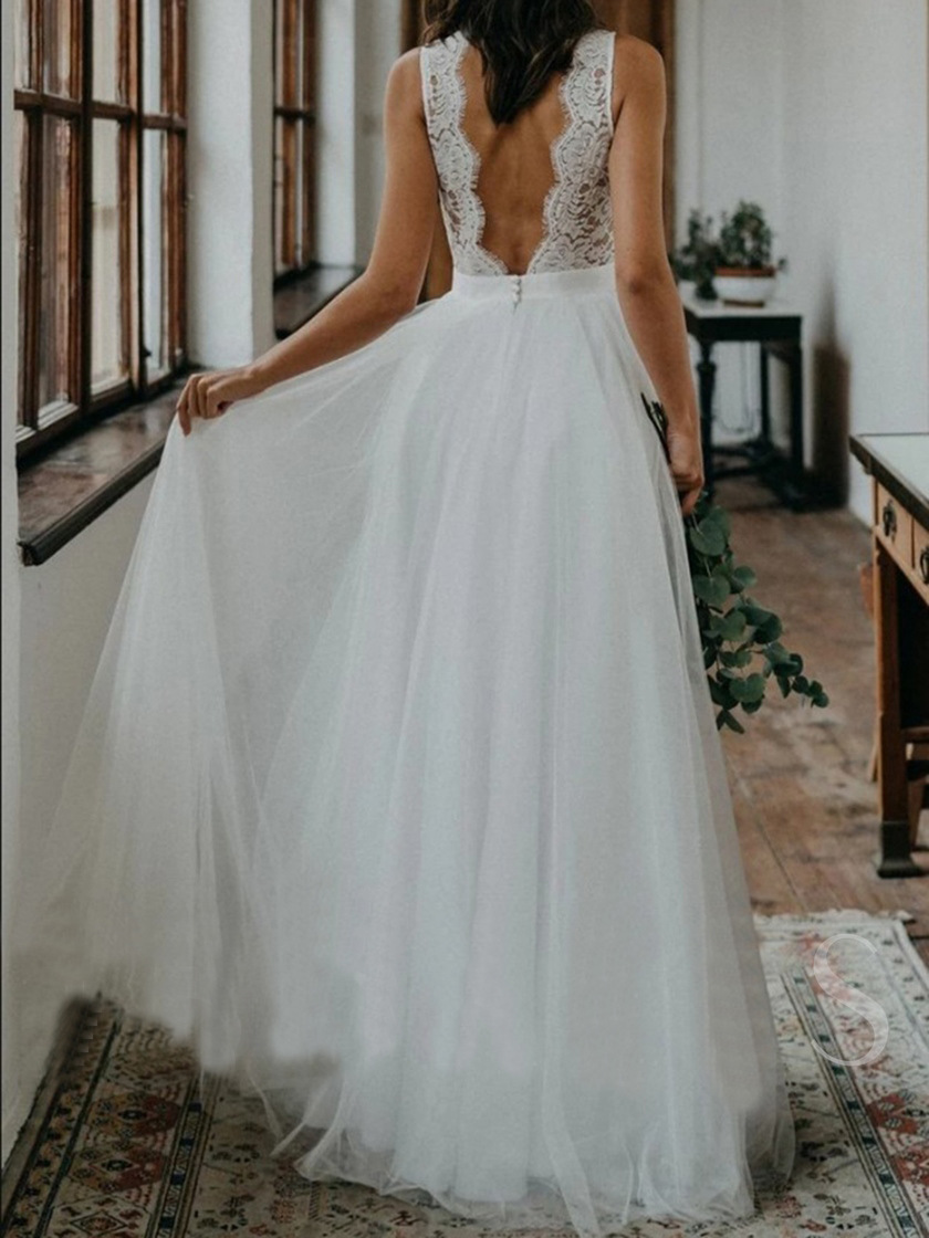 Ball Gown V-neck Lace Tulle Floor-length Wedding Dress