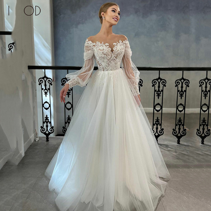 Princess Sweetheart Tulle Lace Sweep Train Wedding Dress