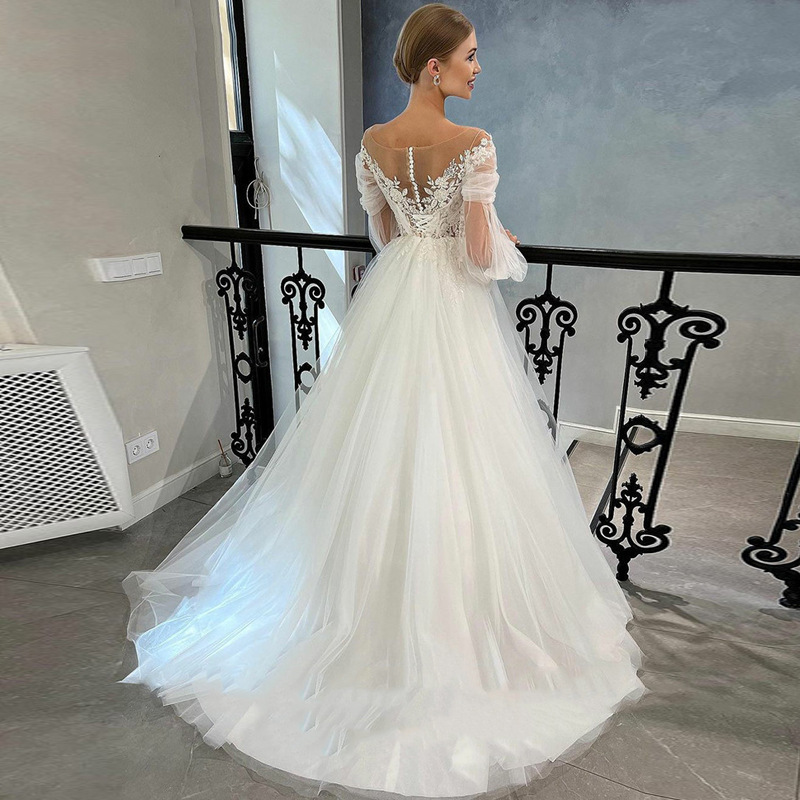 Princess Sweetheart Tulle Lace Sweep Train Wedding Dress