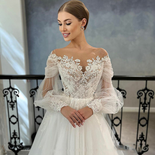 Princess Sweetheart Tulle Lace Sweep Train Wedding Dress