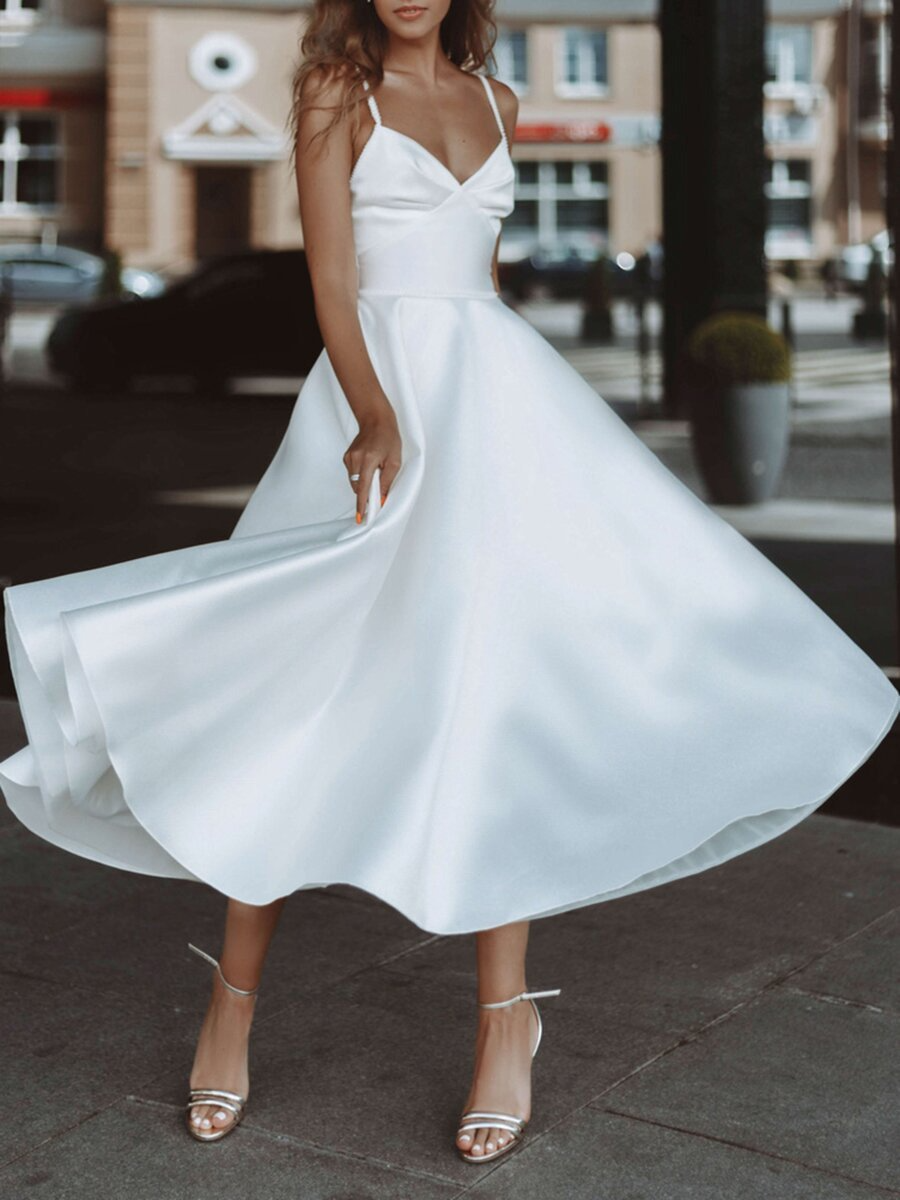 Simple White Sleeveless Wedding Dress