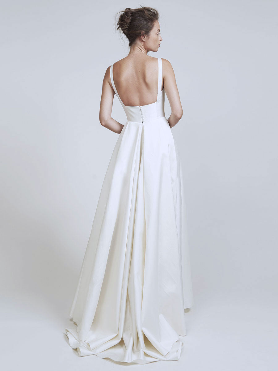 Satin Square Neckline Sleeveless Court Train Vintage Wedding Dress