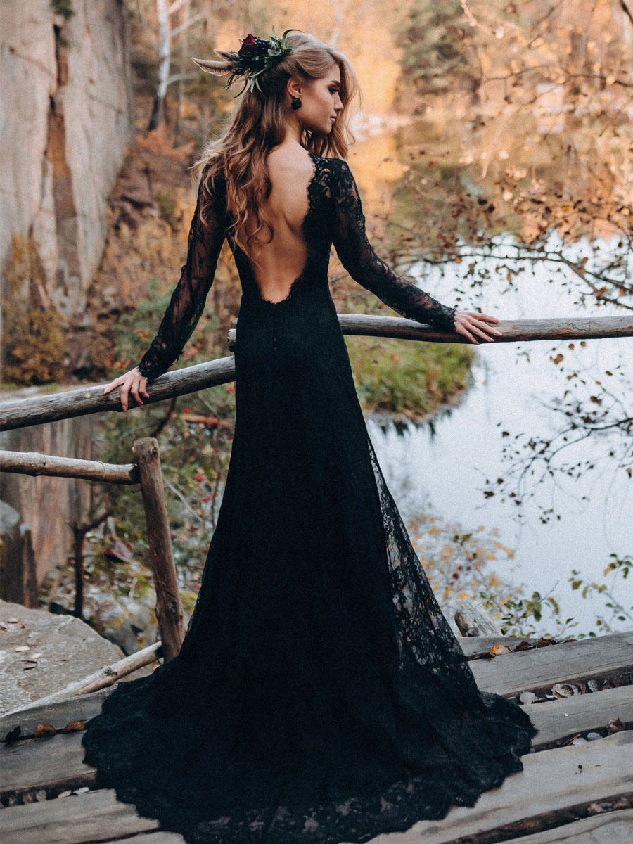 Black Lace Backless Long Sleeves Brush Train Wedding Dress