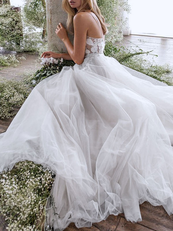 White Floral Embroidered Backless Sleeveless Wedding Dress