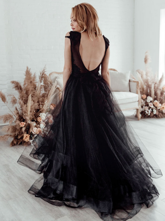 Black A-Line Lace Applique Backless Sleeveless Wedding Dress