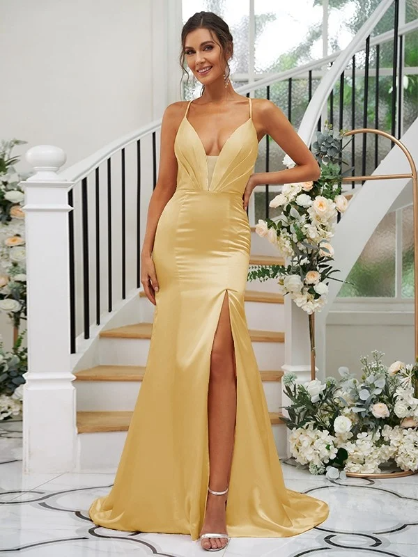 Deep V-Neck Spaghetti Strap Sleeveless Maxi Bridesmaid Dress