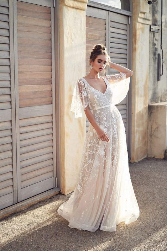 Lace V-Neck Short Sleeves Backless Boho Wedding Dress