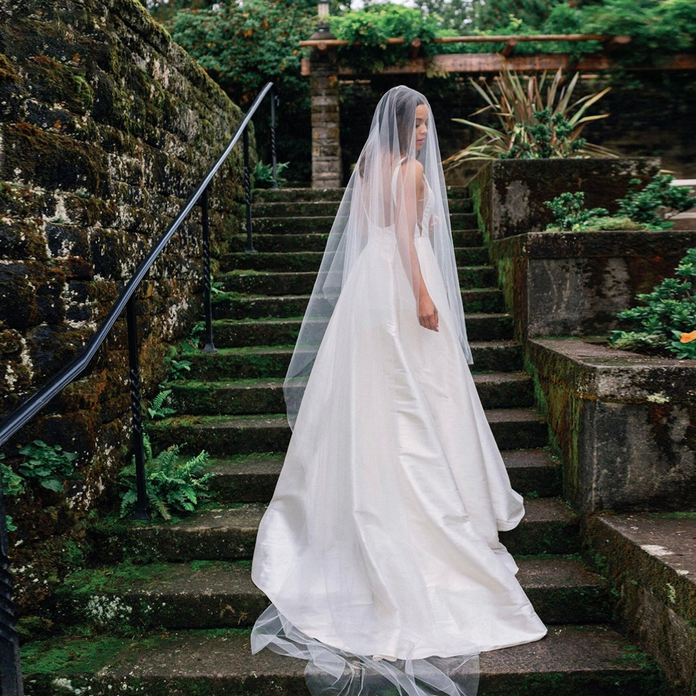 Perfect Bridal Double Tier Cut Edge Veil With Hair Comb