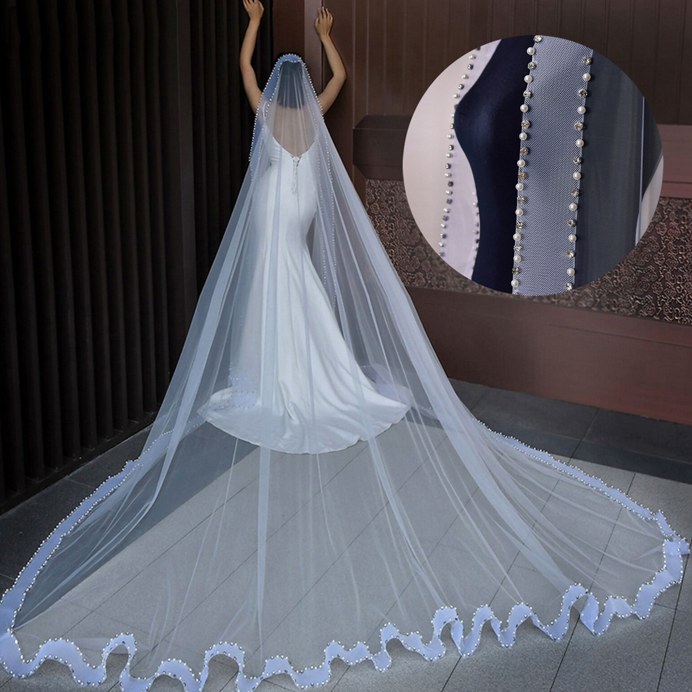 Ivory Single Tier Beaded Rhinestone Edge Bridal Veil